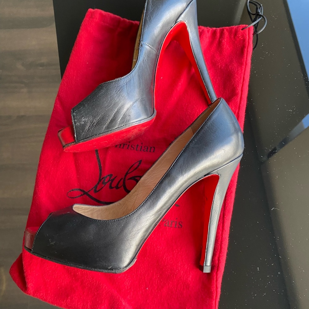 Christian Louboutin heel